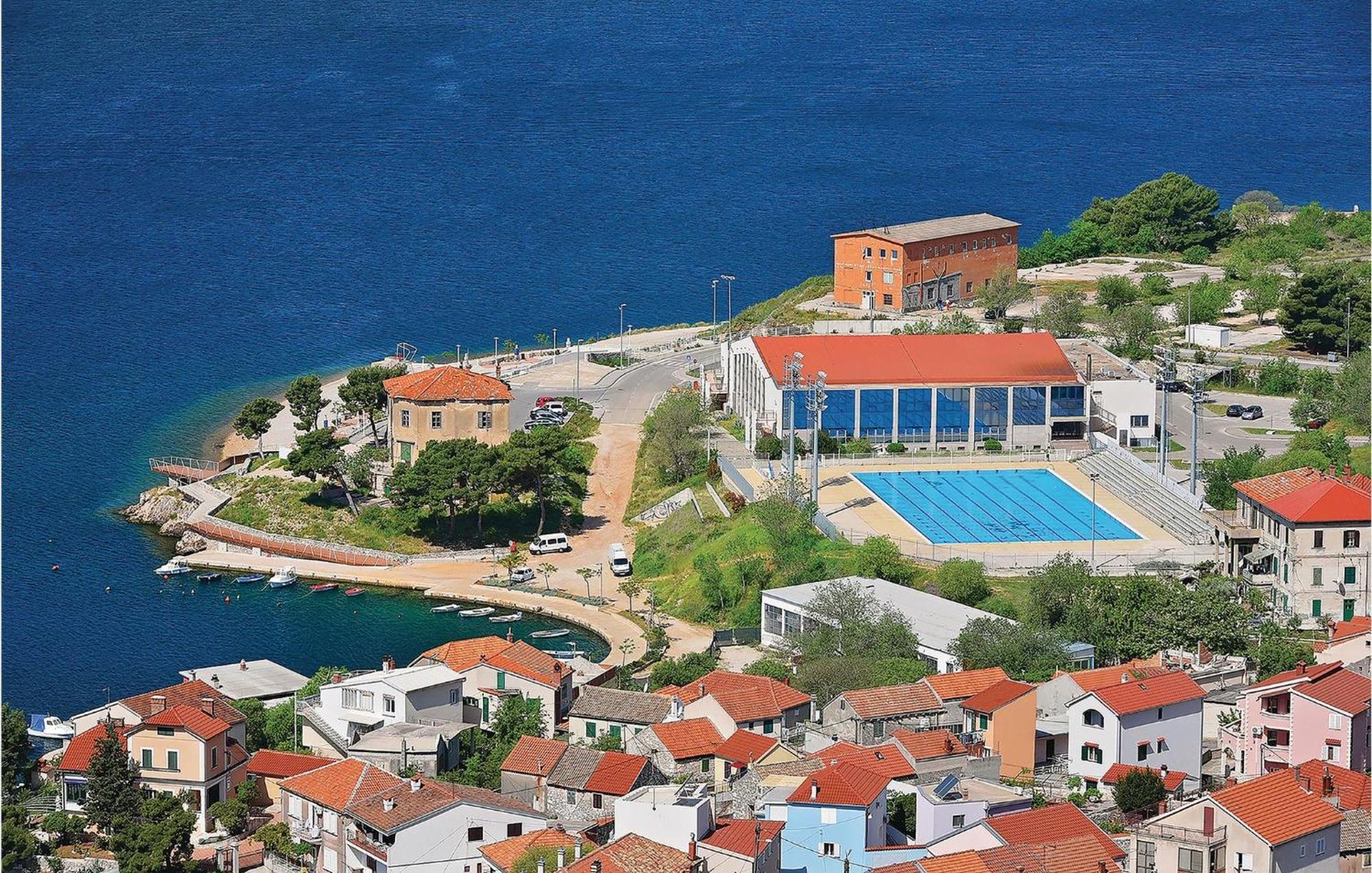 Amazing Home In Bilice With Outdoor Swimming Pool シベニク エクステリア 写真