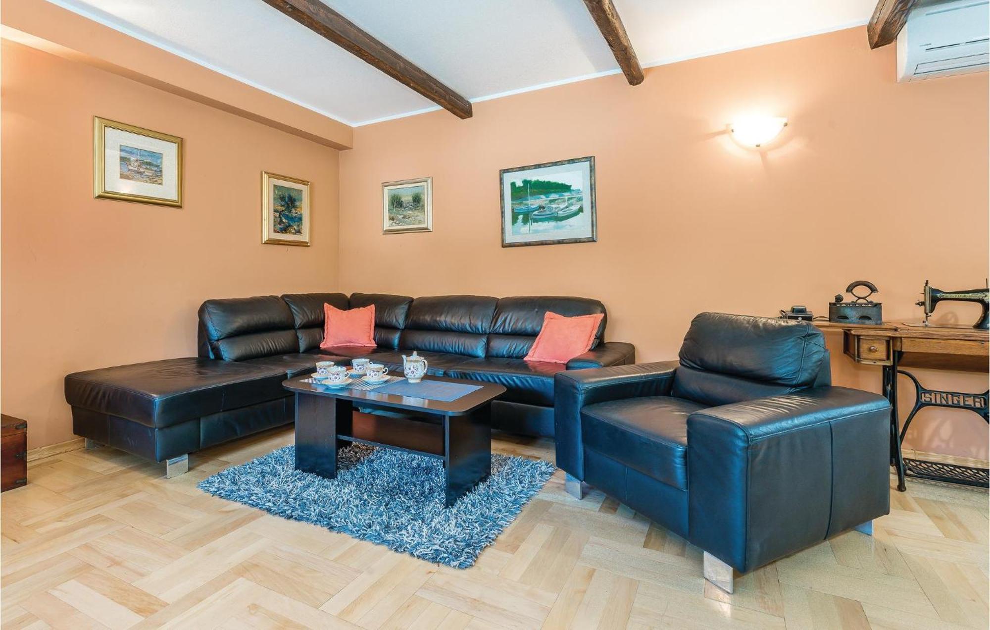 Amazing Home In Bilice With Outdoor Swimming Pool シベニク エクステリア 写真